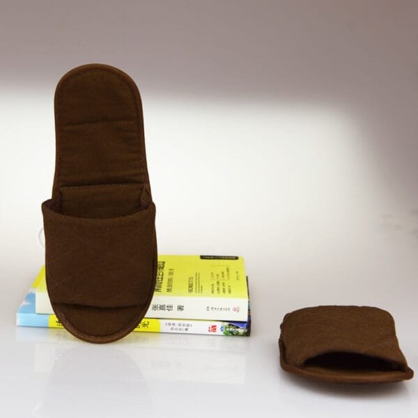 Non-woven Slippers - Image 3