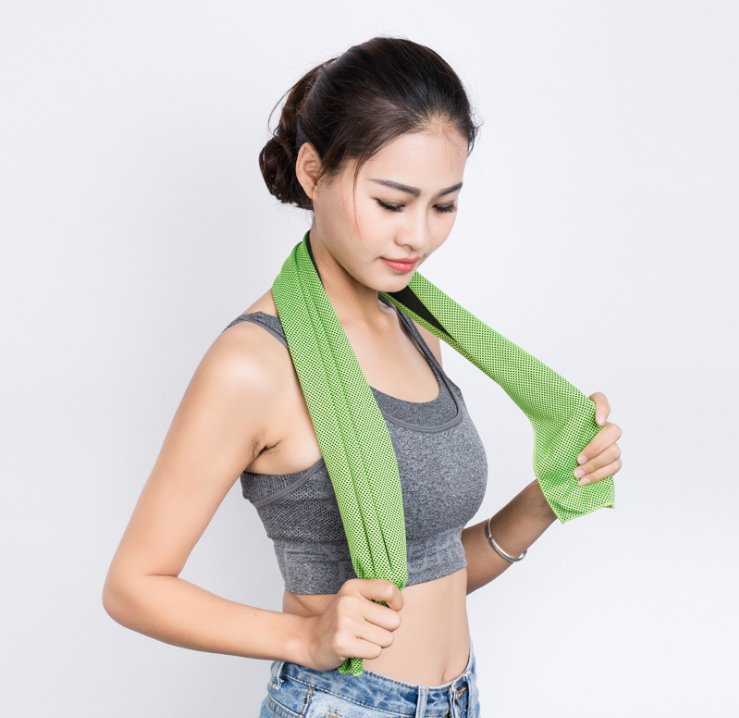 Quick-Dry Cooling Towel for Gym and Travel - Image 7