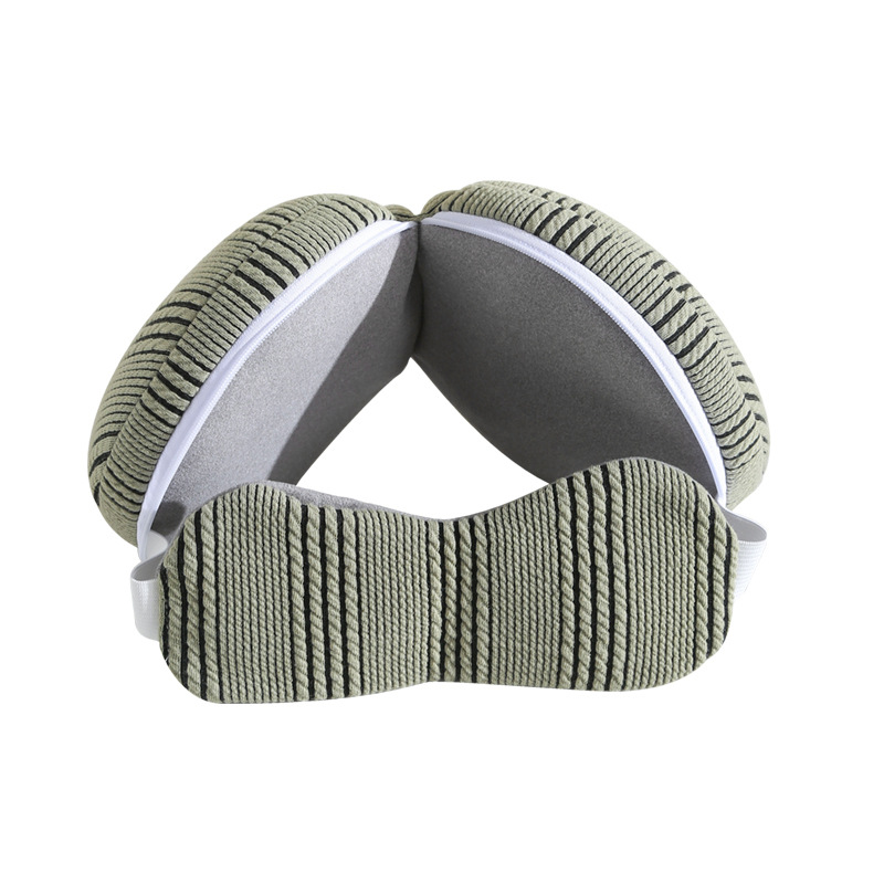2-in-1 Eye Mask and Neck Pillow detail 2