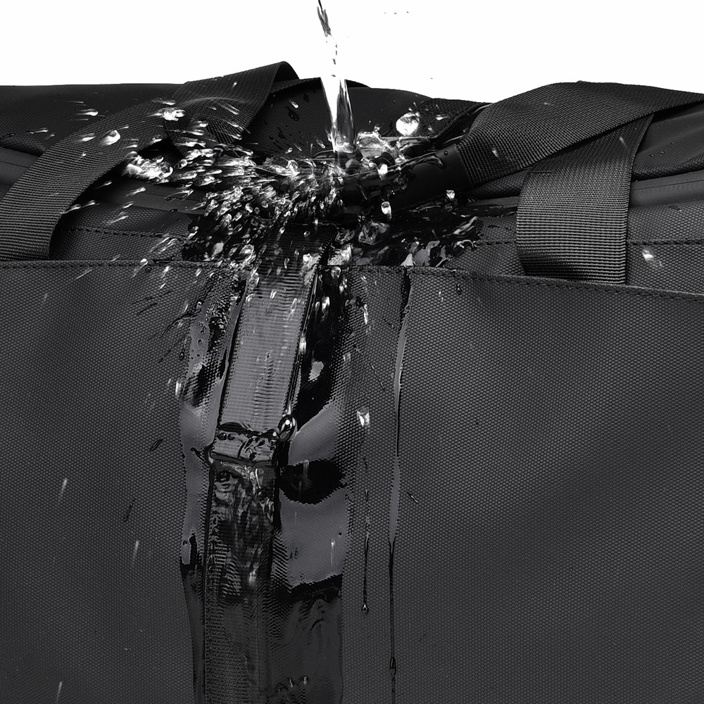 Wet-and-Dry Travel Duffel, Oxford detail 4