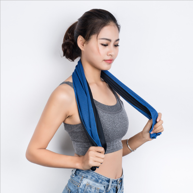 Quick-Dry Cooling Towel for Gym and Travel - Image 2