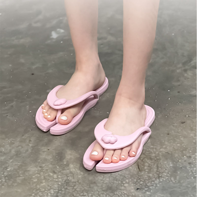 Folding Travel Slippers, Portable Flip-Flops - Image 2